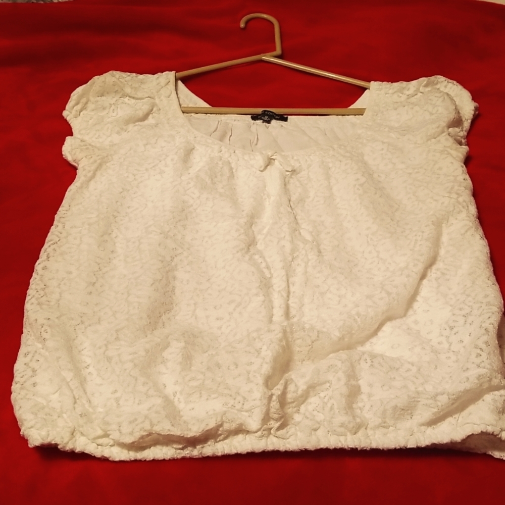 Max Edition, Lined White Lace Top, Size M, Gathering around Neckline